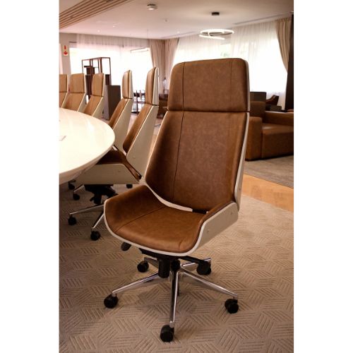 Executive Games & Chill Room